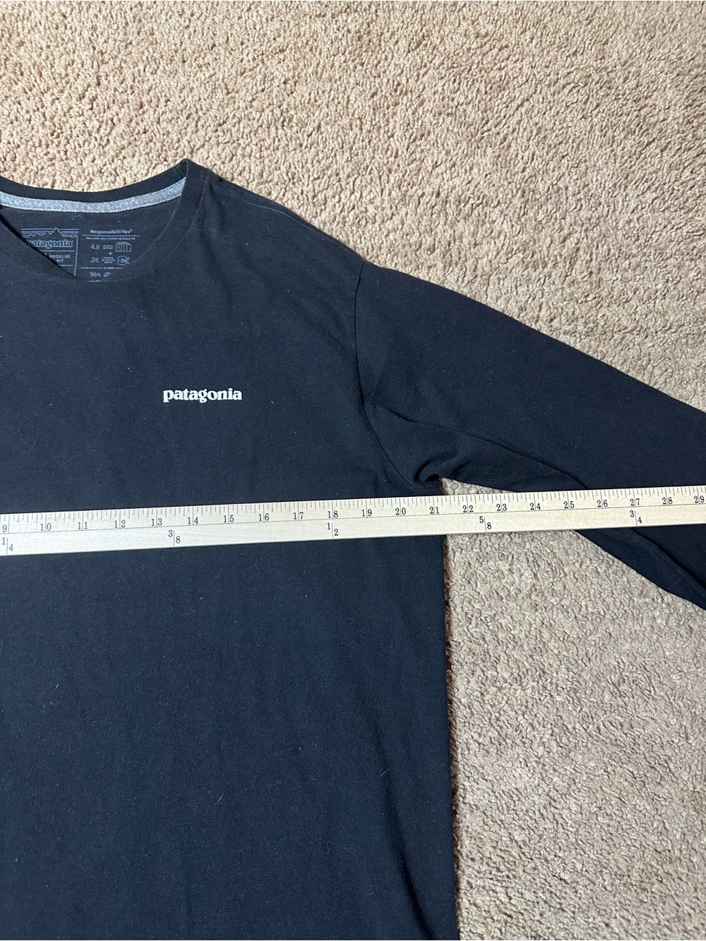 Patagonia t-shirt men’s medium black long sleeve minimalist outdoors - Picture 4 of 6